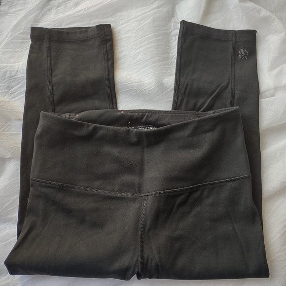 Victoria's Secret Knockout Tight, Cropped Leggings XS Capri - Picture 3 of 5